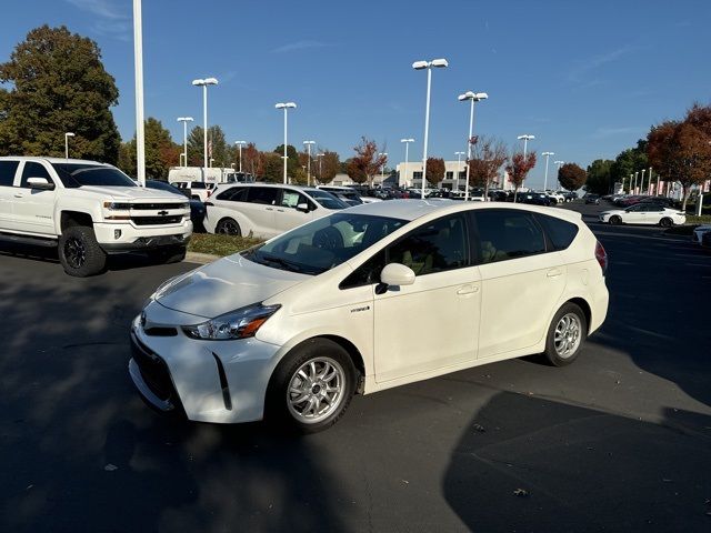 2015 Toyota Prius v Four