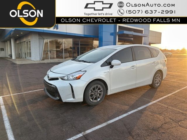 2015 Toyota Prius v Four