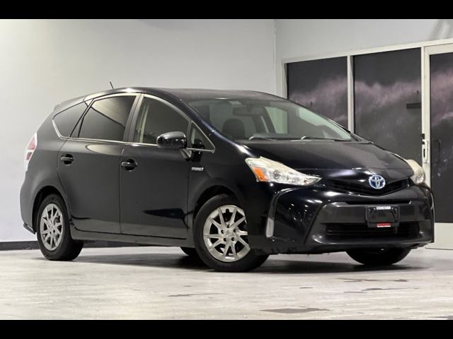 2015 Toyota Prius v Four