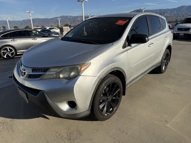 2015 Toyota RAV4 LE