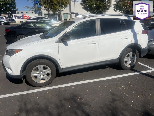 2015 Toyota RAV4 LE