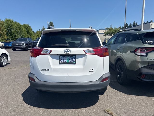 2015 Toyota RAV4 LE
