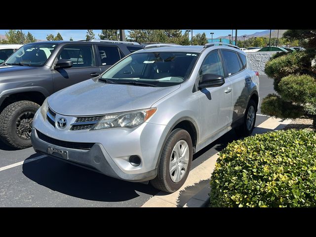 2015 Toyota RAV4 LE