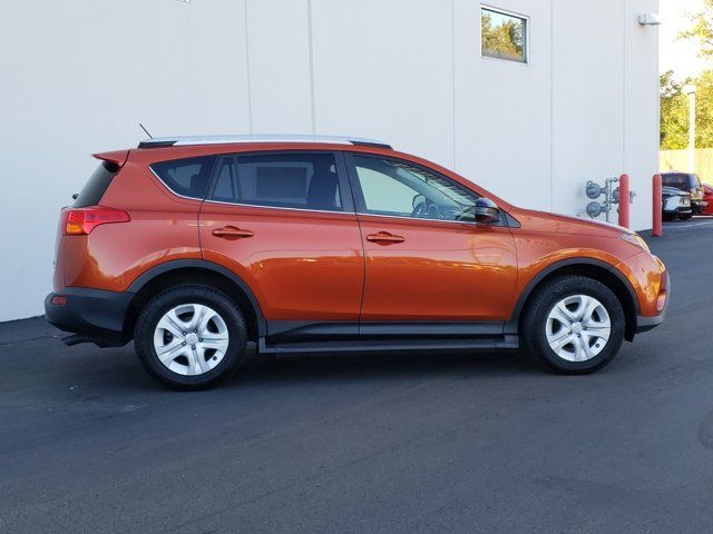 2015 Toyota RAV4 LE