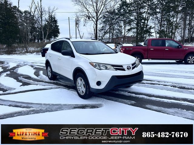 2015 Toyota RAV4 LE