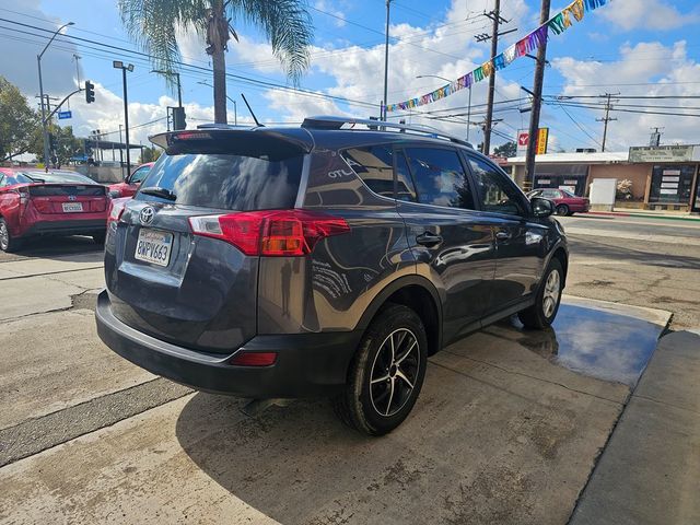 2015 Toyota RAV4 LE