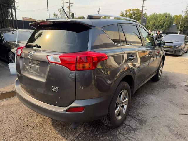 2015 Toyota RAV4 XLE