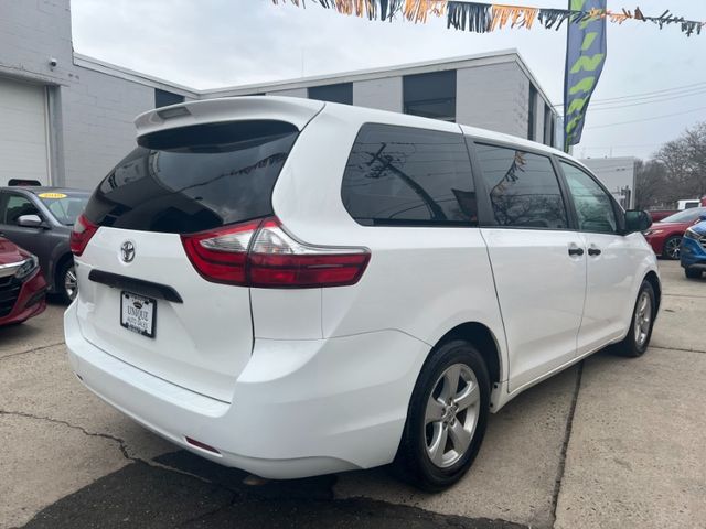2015 Toyota Sienna L