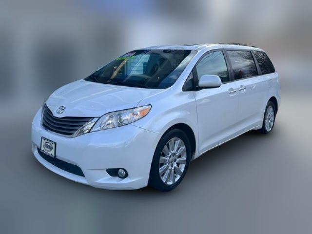 2015 Toyota Sienna 