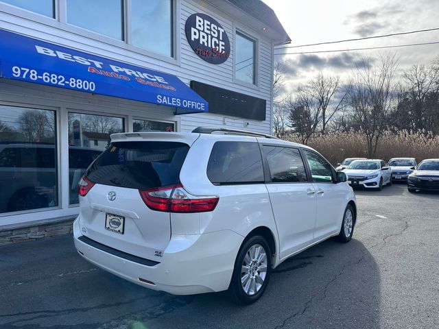 2015 Toyota Sienna 