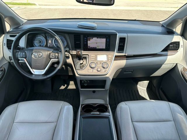 2015 Toyota Sienna XLE Premium