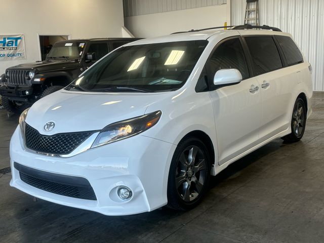 2015 Toyota Sienna 