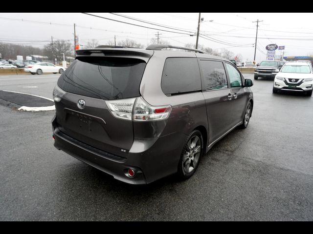 2015 Toyota Sienna 