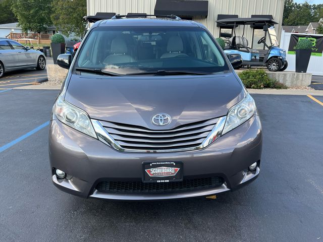 2015 Toyota Sienna 