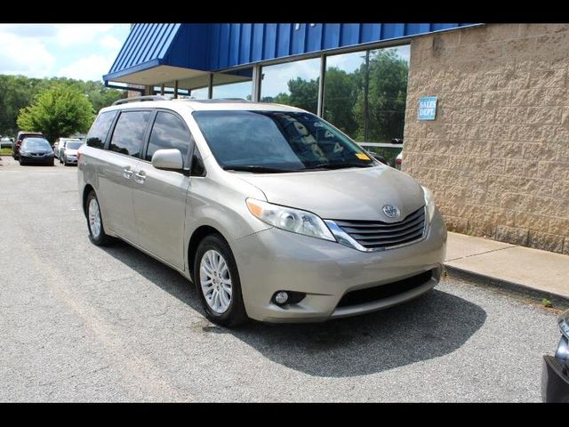 2015 Toyota Sienna XLE Premium