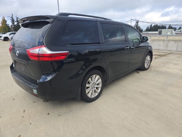 2015 Toyota Sienna 