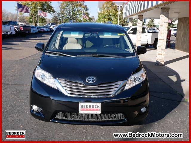 2015 Toyota Sienna 