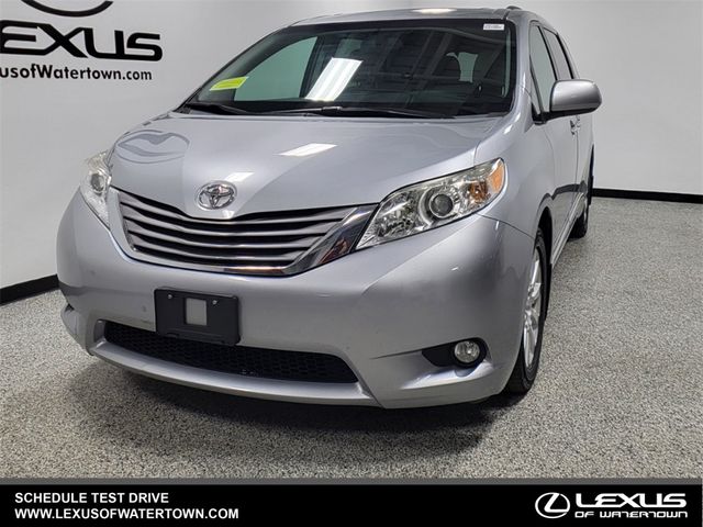 2015 Toyota Sienna XLE Premium