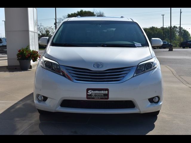 2015 Toyota Sienna 