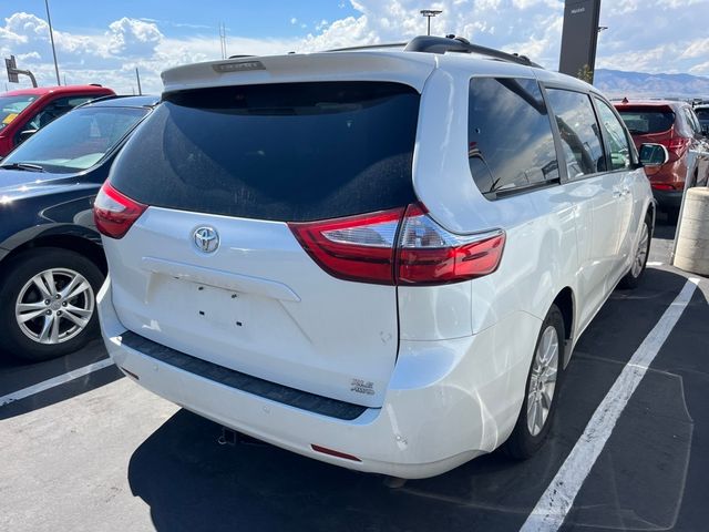 2015 Toyota Sienna XLE Premium