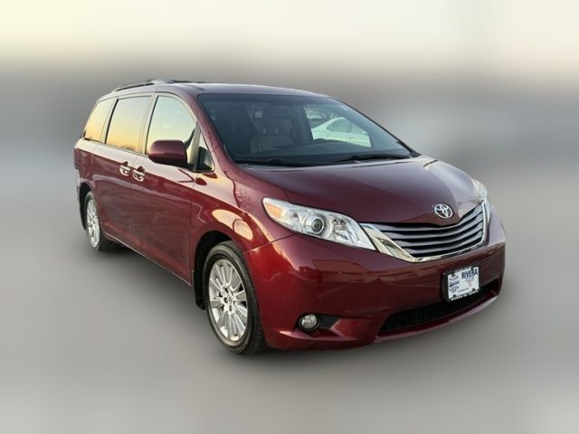 2015 Toyota Sienna 