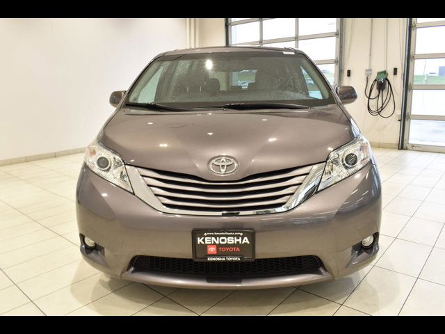 2015 Toyota Sienna XLE