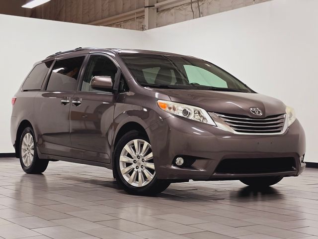 2015 Toyota Sienna 