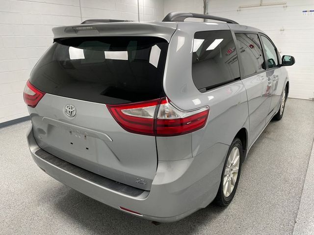 2015 Toyota Sienna LE