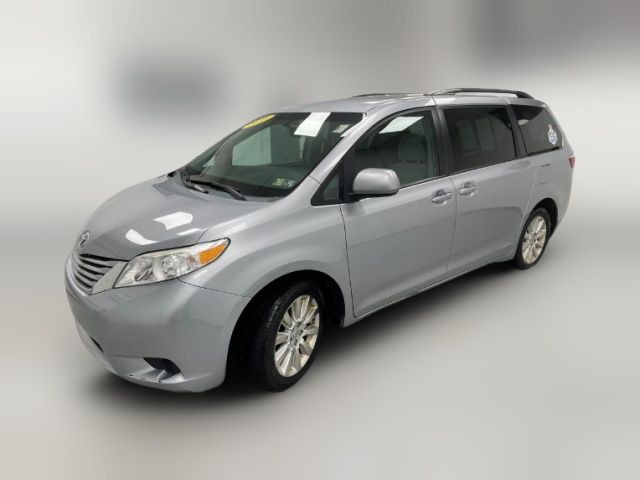 2015 Toyota Sienna LE