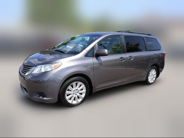 2015 Toyota Sienna LE
