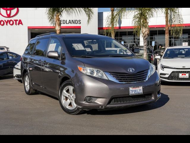 2015 Toyota Sienna 