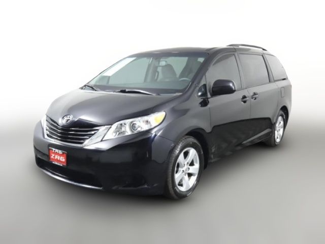 2015 Toyota Sienna LE