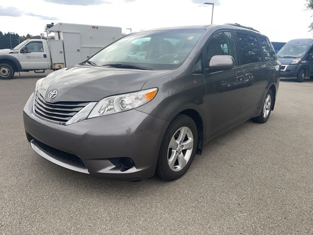 2015 Toyota Sienna 