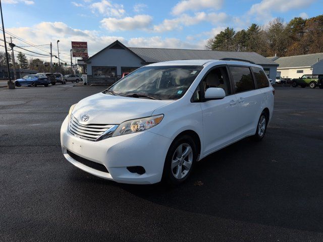 2015 Toyota Sienna 