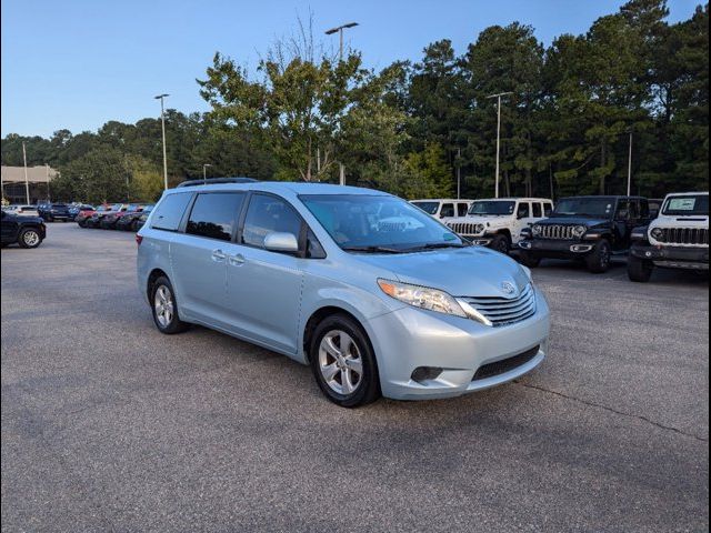 2015 Toyota Sienna 