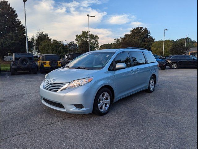 2015 Toyota Sienna 