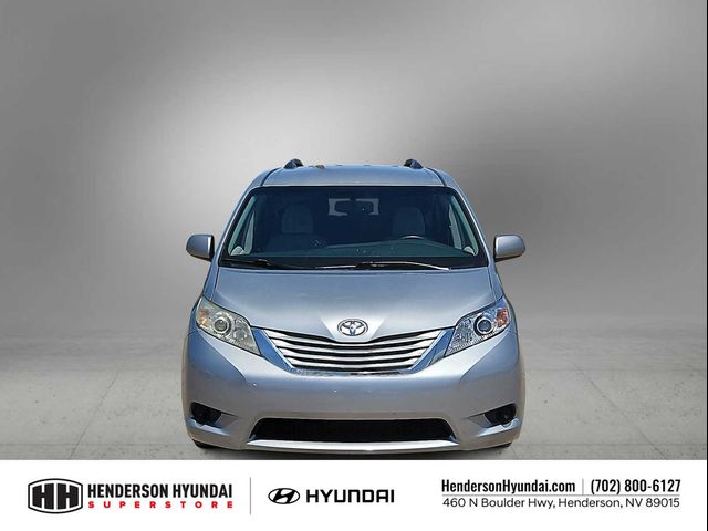 2015 Toyota Sienna 