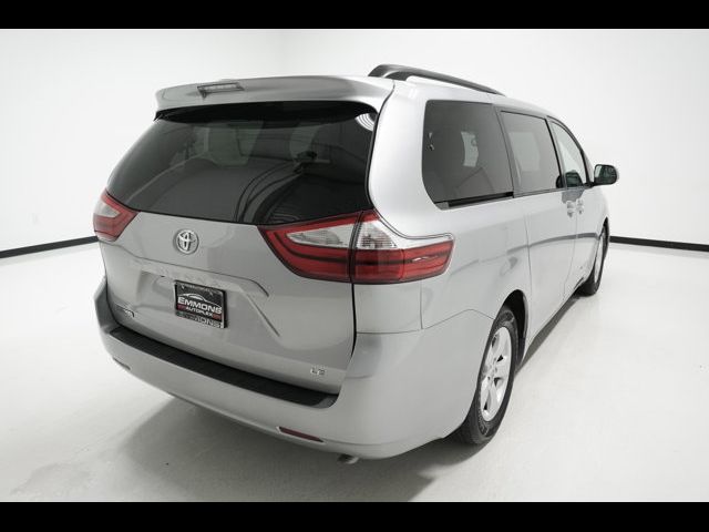 2015 Toyota Sienna 