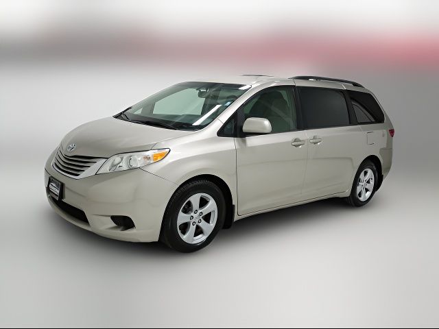 2015 Toyota Sienna LE