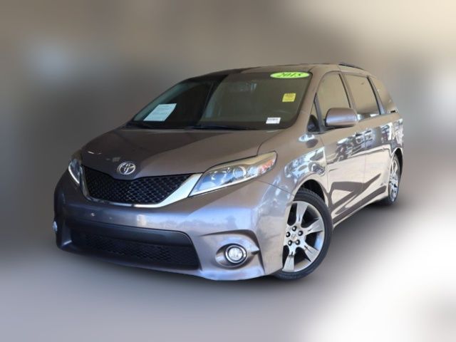 2015 Toyota Sienna 