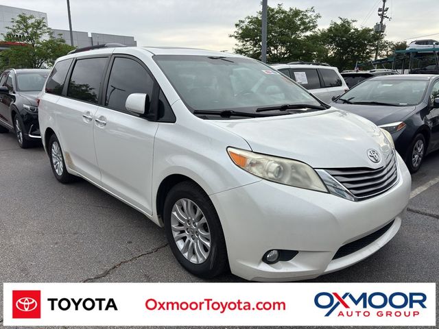 2015 Toyota Sienna 
