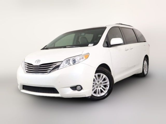 2015 Toyota Sienna 