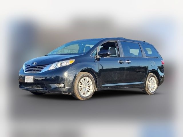 2015 Toyota Sienna 