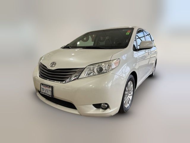 2015 Toyota Sienna XLE Premium