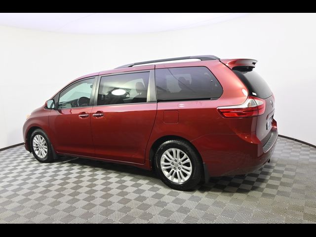 2015 Toyota Sienna XLE