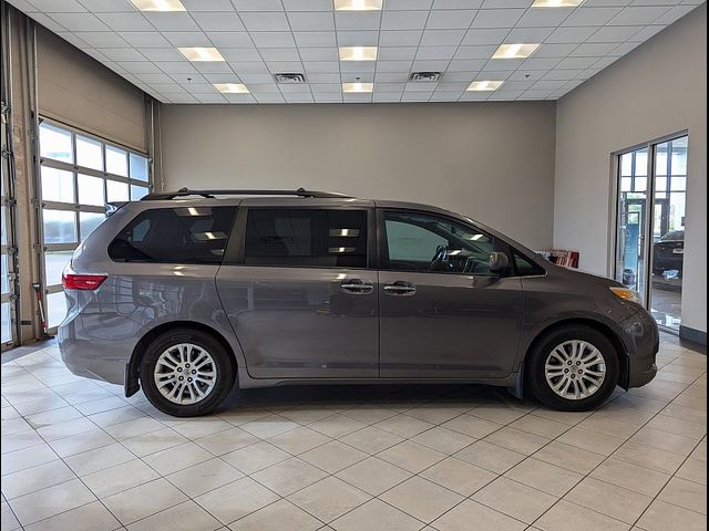 2015 Toyota Sienna XLE Premium