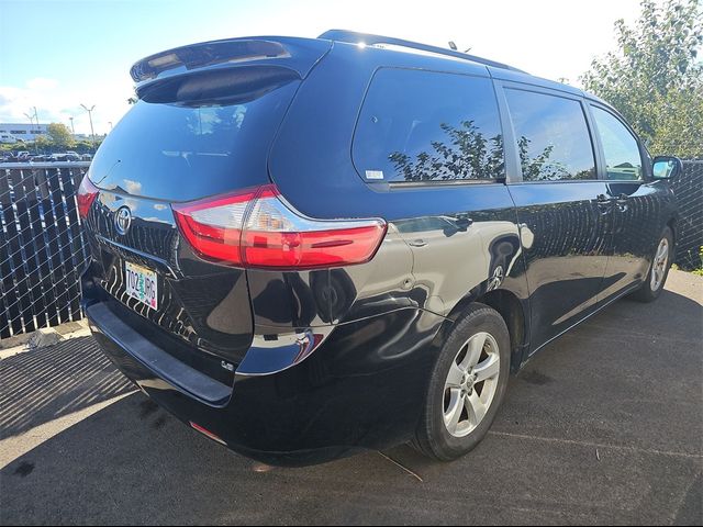 2015 Toyota Sienna 