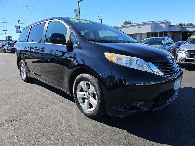 2015 Toyota Sienna 