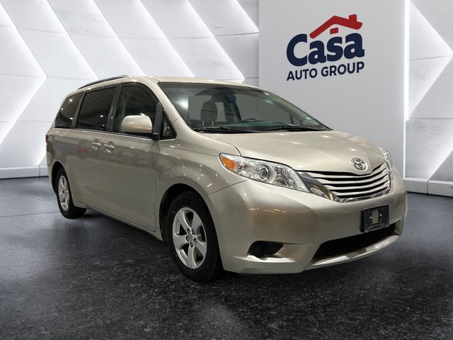 2015 Toyota Sienna 