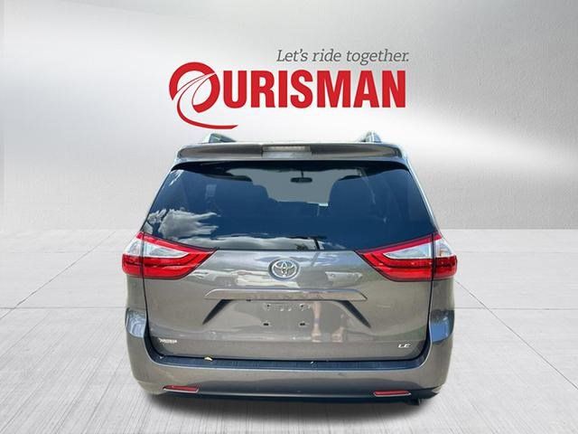 2015 Toyota Sienna LE